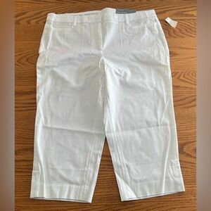 NWT Talbots Size 14 PETITE Perfect Skimmer Pedal Pushers